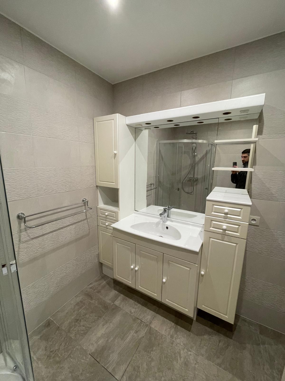 Meuble de salle de bain
