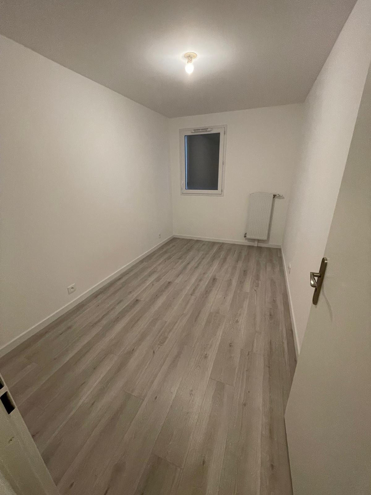 Pose de parquet stratifié